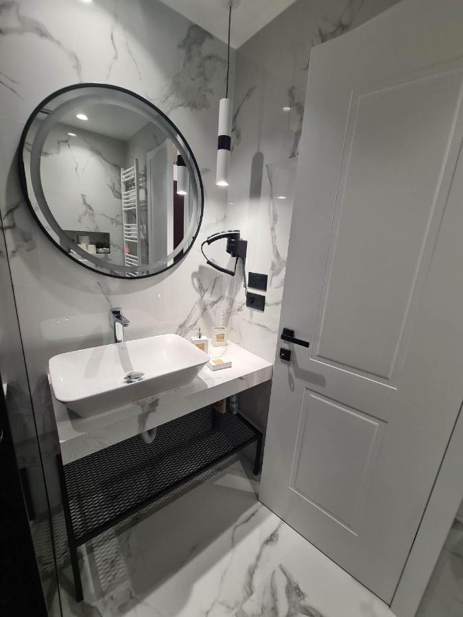 Grey Luxury Apartment Gjirokaster Luaran gambar